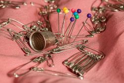 How to build a sewing kit